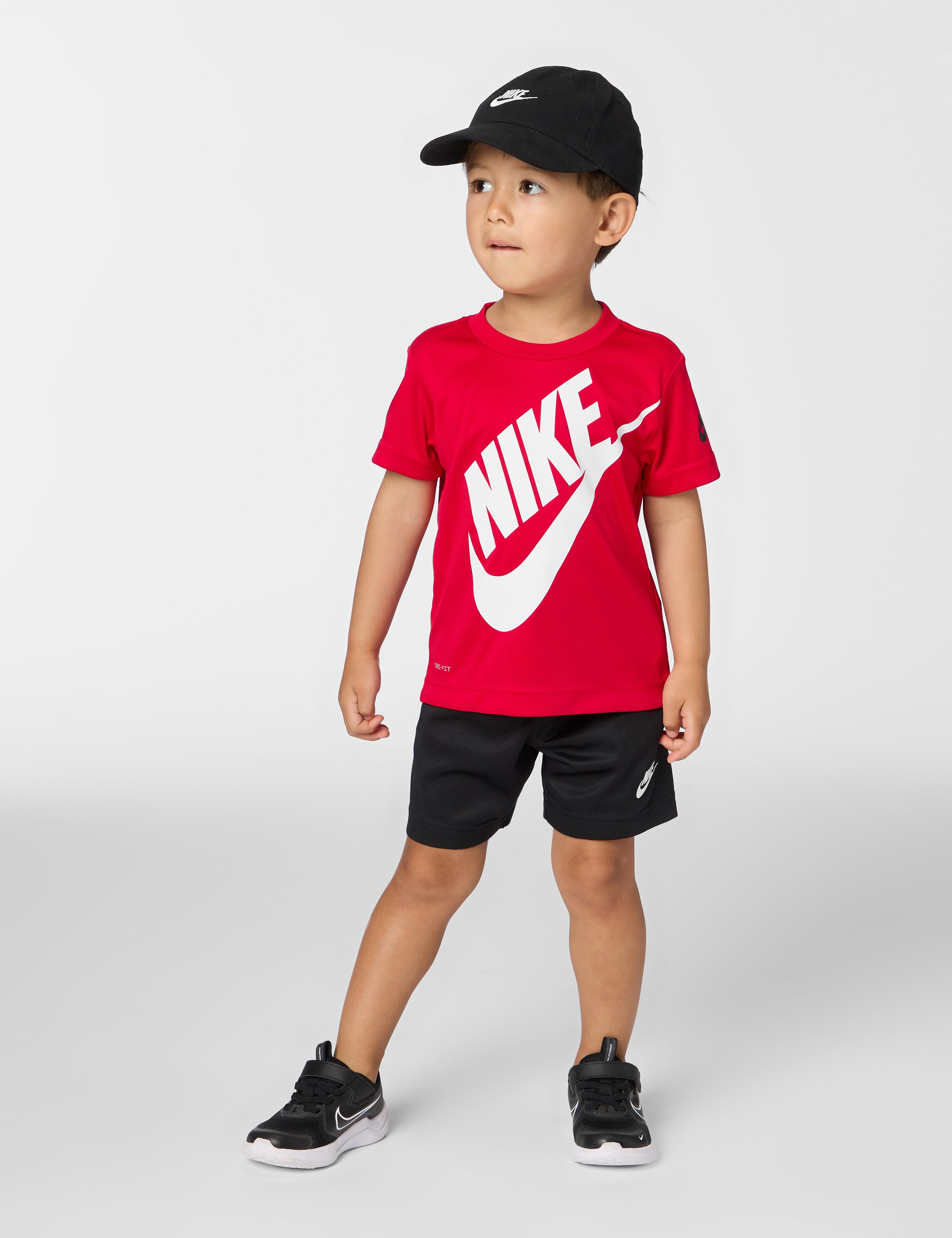 Amazon.com: Dri-Fit Sportswear T-Shirt and Mesh Shorts 2-Piece